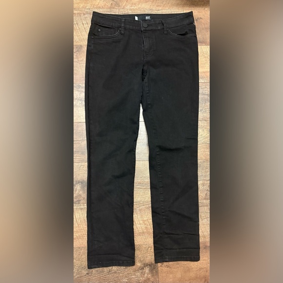 *SOLD* Kut From The Kloth Catherine Mid-Rise Boyfriend Black Jeans Size 8 - Picture 2 of 6